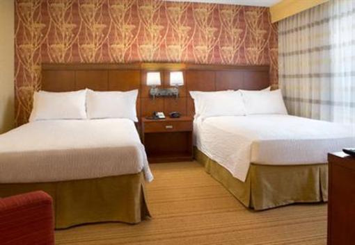 фото отеля Courtyard by Marriott Scottsdale Mayo Clinic
