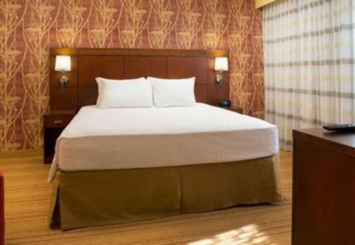 фото отеля Courtyard by Marriott Scottsdale Mayo Clinic