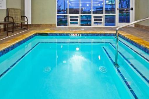 фото отеля Holiday Inn Express Hotel & Suites Chattanooga-Ooltewah