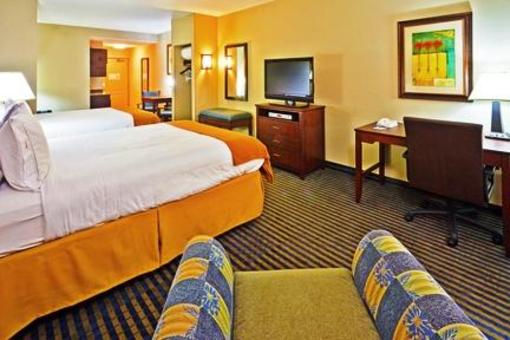фото отеля Holiday Inn Express Hotel & Suites Chattanooga-Ooltewah