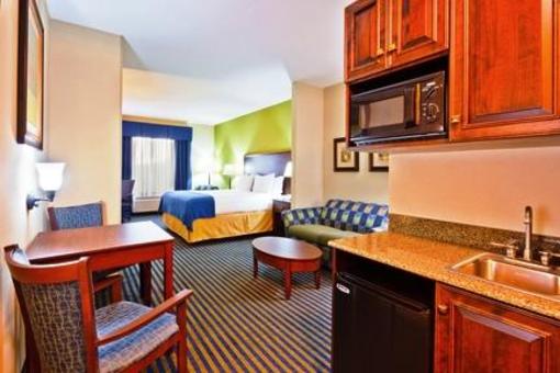 фото отеля Holiday Inn Express Hotel & Suites Chattanooga-Ooltewah