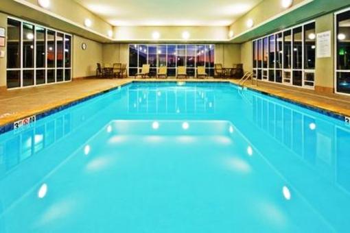 фото отеля Holiday Inn Express Hotel & Suites Chattanooga-Ooltewah