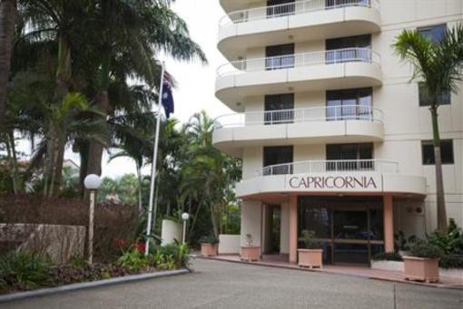 фото отеля Capricornia Apartments Broadbeach Gold Coast