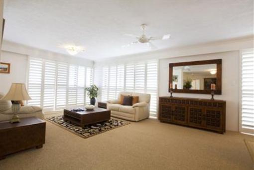 фото отеля Capricornia Apartments Broadbeach Gold Coast