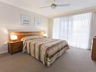 фото отеля Capricornia Apartments Broadbeach Gold Coast