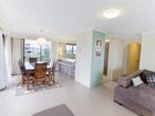 фото отеля Capricornia Apartments Broadbeach Gold Coast