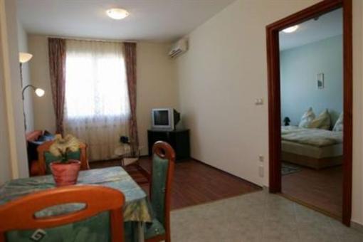 фото отеля Atmoszfera Apartman