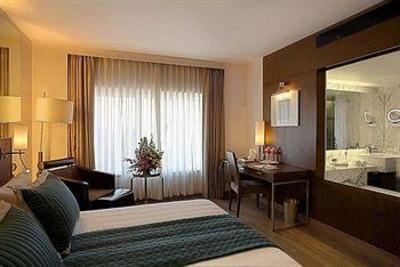 фото отеля St Laurn Hotel