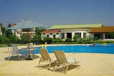 фото отеля Mapple Leisure Resort Corbett