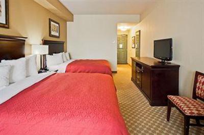 фото отеля Country Inn & Suites Tampa Airport N