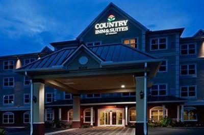 фото отеля Country Inn & Suites Tampa Airport N