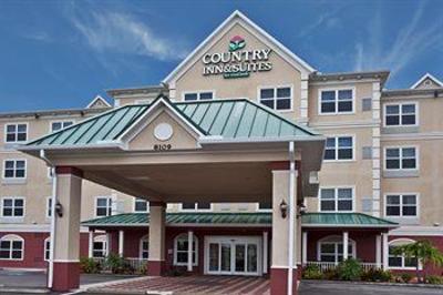 фото отеля Country Inn & Suites Tampa Airport N