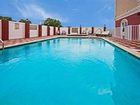 фото отеля Country Inn & Suites Tampa Airport N