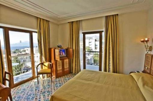 фото отеля Grand Hotel Flora