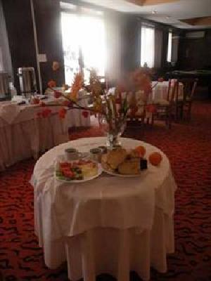 фото отеля Delfini Hotel Piraeus