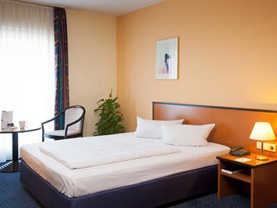 фото отеля Achat Hotel Zwickau