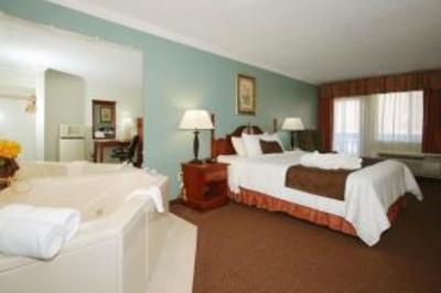 фото отеля BEST WESTERN Riverpark Inn & Conference Center Alpine Helen