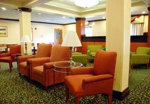 фото отеля Fairfield Inn & Suites Hinesville