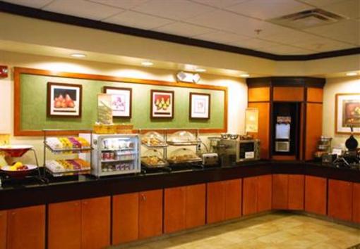 фото отеля Fairfield Inn & Suites Hinesville