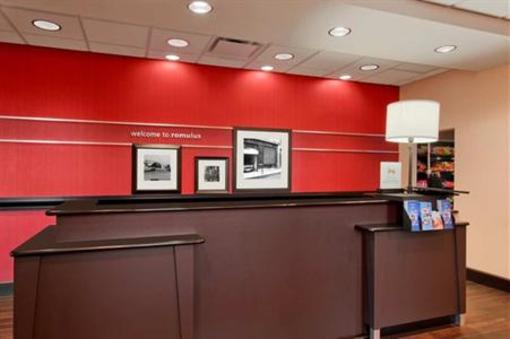 фото отеля Hampton Inn and Suites Detroit/Airport-Romulus