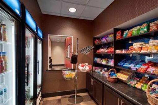 фото отеля Hampton Inn and Suites Detroit/Airport-Romulus