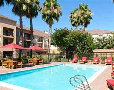 фото отеля Courtyard by Marriott Milpitas Silicon Valley