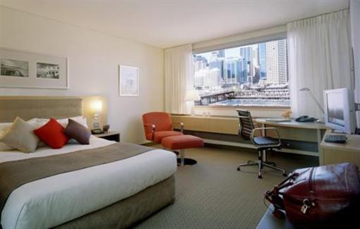 фото отеля Novotel Sydney on Darling Harbour