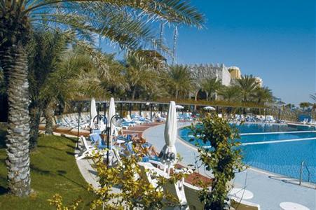 фото отеля Radisson Blu Hotel, Kuwait