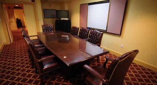 фото отеля Wyndham Baltimore Peabody Court
