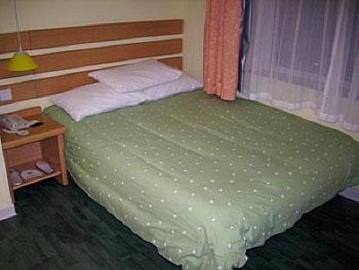фото отеля Home Inns(Dalian Tongtai Street)