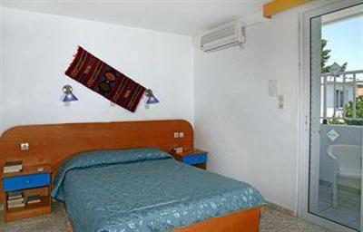 фото отеля Aspro Spiti Apartments