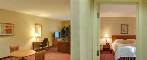 фото отеля BEST WESTERN Media Center Inn