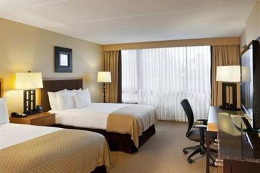 фото отеля DoubleTree by Hilton Chicago - Arlington Heights
