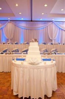 фото отеля DoubleTree by Hilton Chicago - Arlington Heights