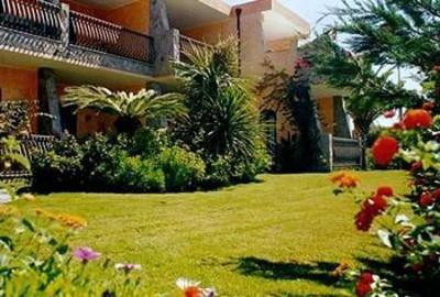 фото отеля Palm Village Residence Villasimius
