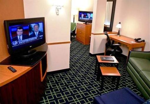 фото отеля Fairfield Inn & Suites Fort Lauderdale Airport & Cruise Port