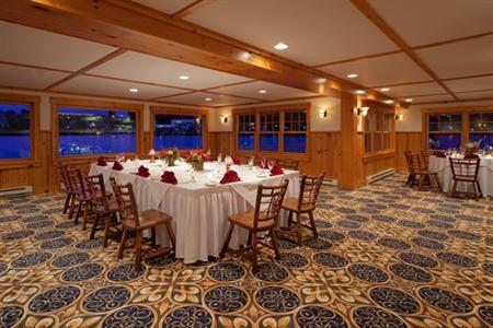 фото отеля Crowne Plaza Resort & Golf Club Lake Placid