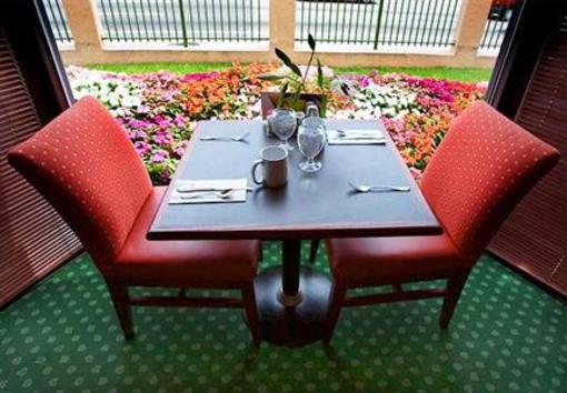 фото отеля Courtyard by Marriott Fort Lauderdale East