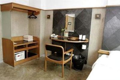 фото отеля Babylon Bangkok Bed & Breakfast