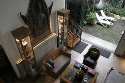 фото отеля Babylon Bangkok Bed & Breakfast