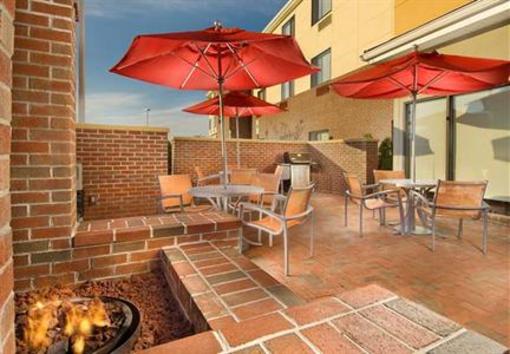 фото отеля TownePlace Suites Lexington Park Patuxent Naval Station