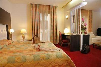 фото отеля Bristol Hotel Strasbourg