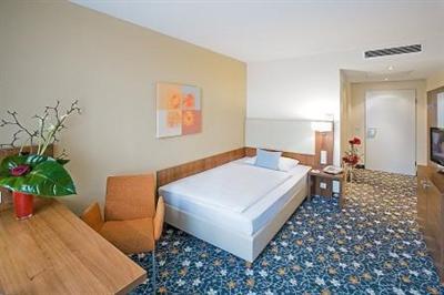 фото отеля President Hotel Bonn