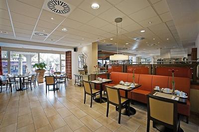 фото отеля President Hotel Bonn