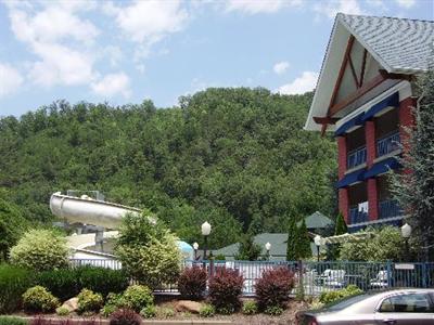 фото отеля Fairfield Inn & Suites Gatlinburg North