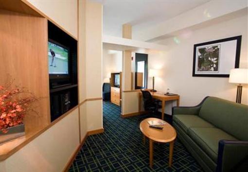 фото отеля Fairfield Inn & Suites Gatlinburg North