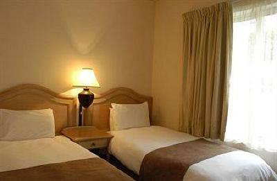 фото отеля Dolphin Beach Hotel Cape Town