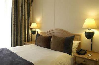 фото отеля Dolphin Beach Hotel Cape Town
