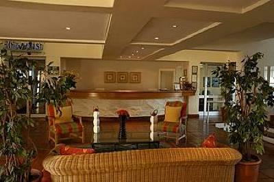 фото отеля Dolphin Beach Hotel Cape Town
