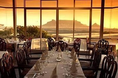 фото отеля Dolphin Beach Hotel Cape Town